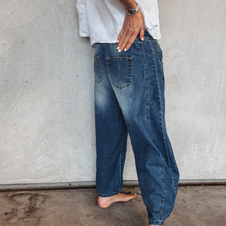 Blue Barcelona barrel jeans *NEW*