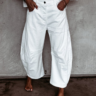 White Barcelona barrel jeans *NEW*