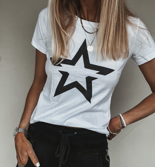 Striking star WHITE tee *fitted style* NEW