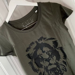 Khaki lion tee  *fitted style*