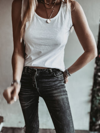 The perfect WHITE vest top! (Fab for layering over)