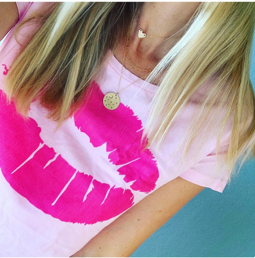 Pink lips tee (medium)