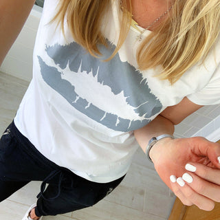 Grey lips white tee *just 2 extra large left*