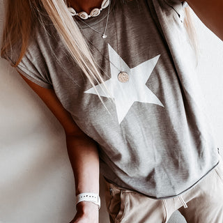 Taupe white star rolled cuff flowy tee *relaxed fit*