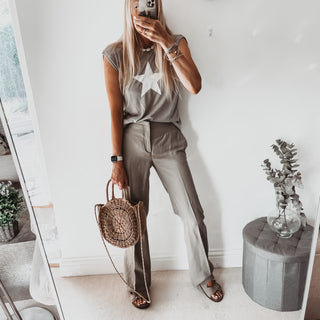 Taupe white star rolled cuff flowy tee *relaxed fit*