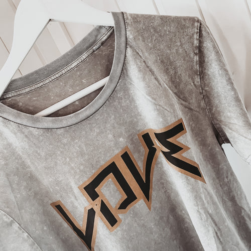 Vintage light grey love tee