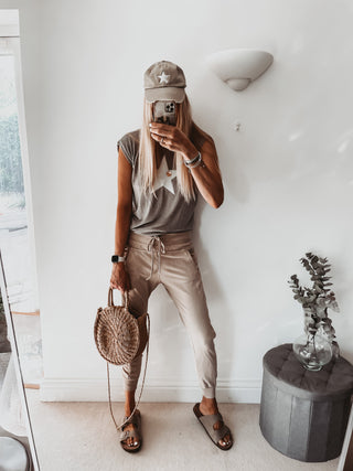 Taupe white star rolled cuff flowy tee *relaxed fit*