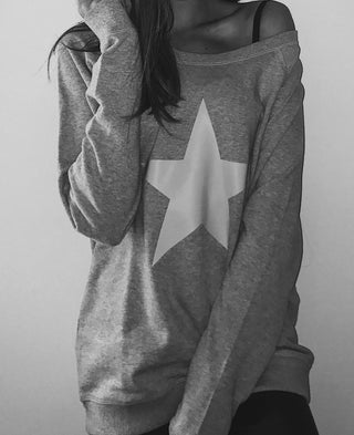 Light grey sweat with silver star