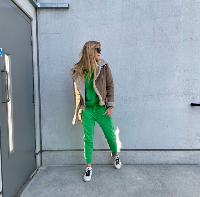Neon green ULTIMATE joggers – Lucy Dodwell