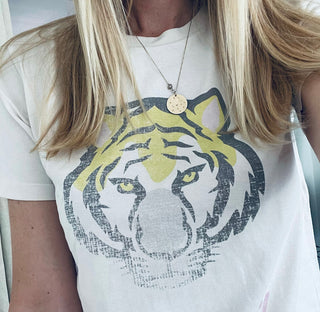 Cream lion tee  (uk 10-12)