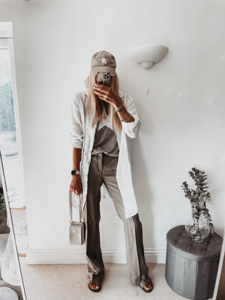Taupe white star rolled cuff flowy tee *relaxed fit*