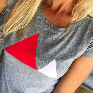 Red & pink triangles on a grey tee
