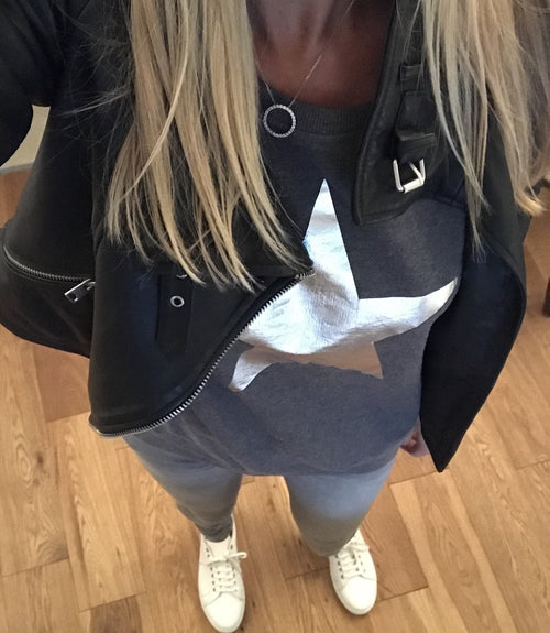 PRE-LOVED silver star sweatshirt