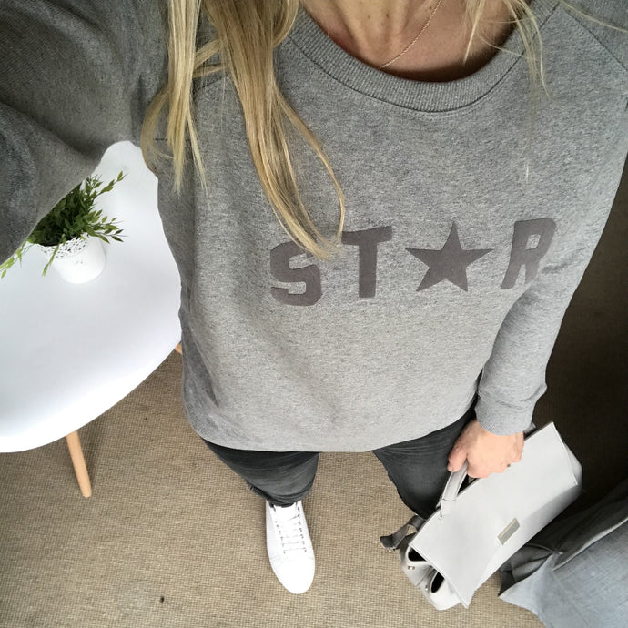 PRE-LOVED STAR sweatshirt
