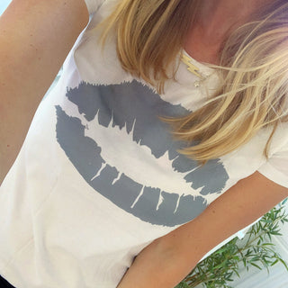 Grey lips white tee *just 2 extra large left*