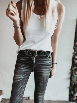 The perfect WHITE vest top! (Fab for layering over)