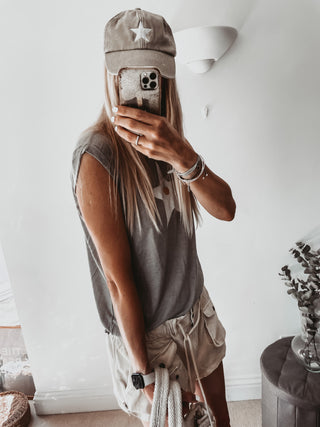 Taupe white star rolled cuff flowy tee *relaxed fit*