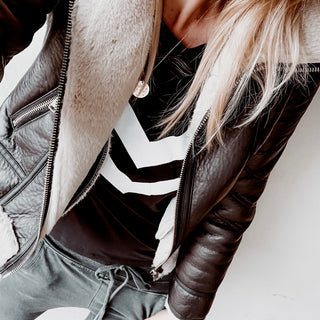 Monochrome chevron tee