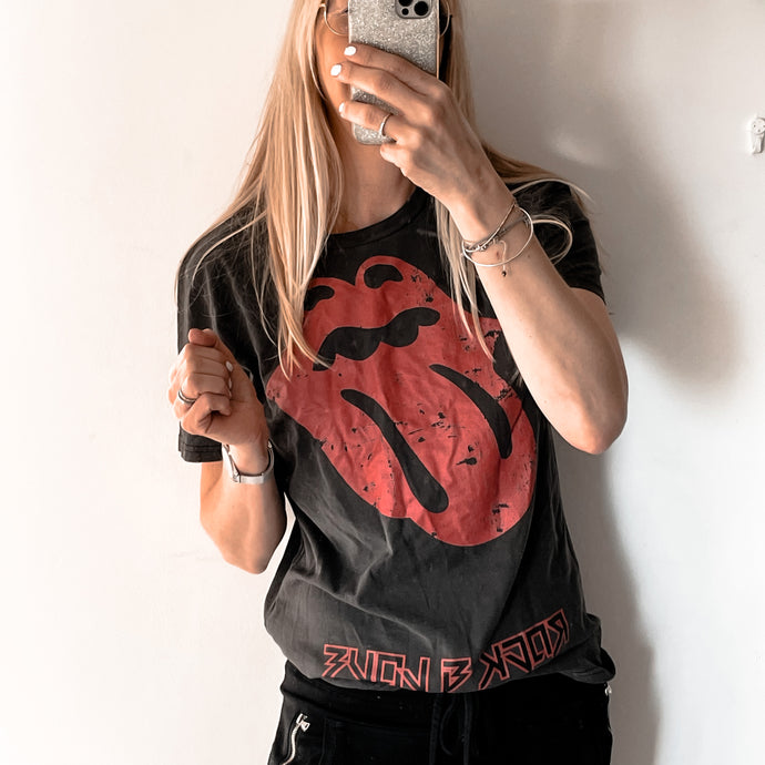 Red tongue tee (uk 12-14)