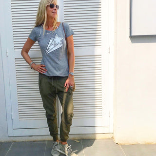 White shooting star grey tee *size medium UK 12*