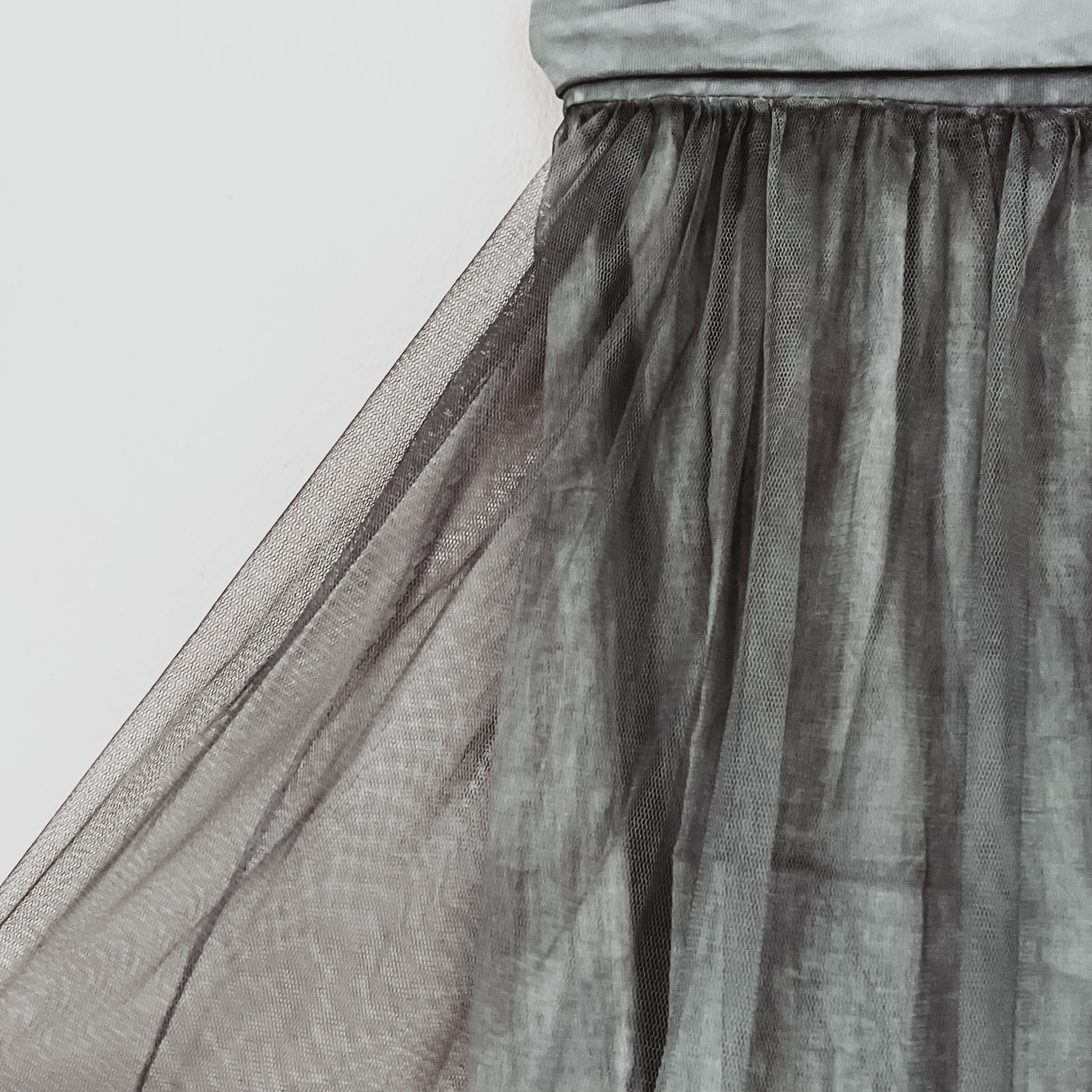 Paris TULLE skirt - charcoal grey – Lucy Dodwell
