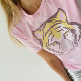 Pink lion tee (uk 12-14)
