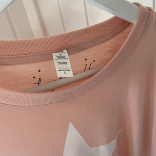 Peach star tee